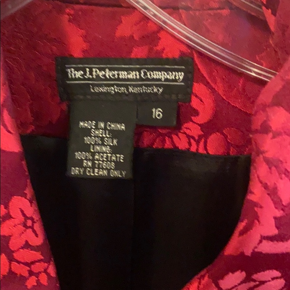 The J. Peterman women’s size 16 vintage red silk paisley jacket - Picture 2 of 8
